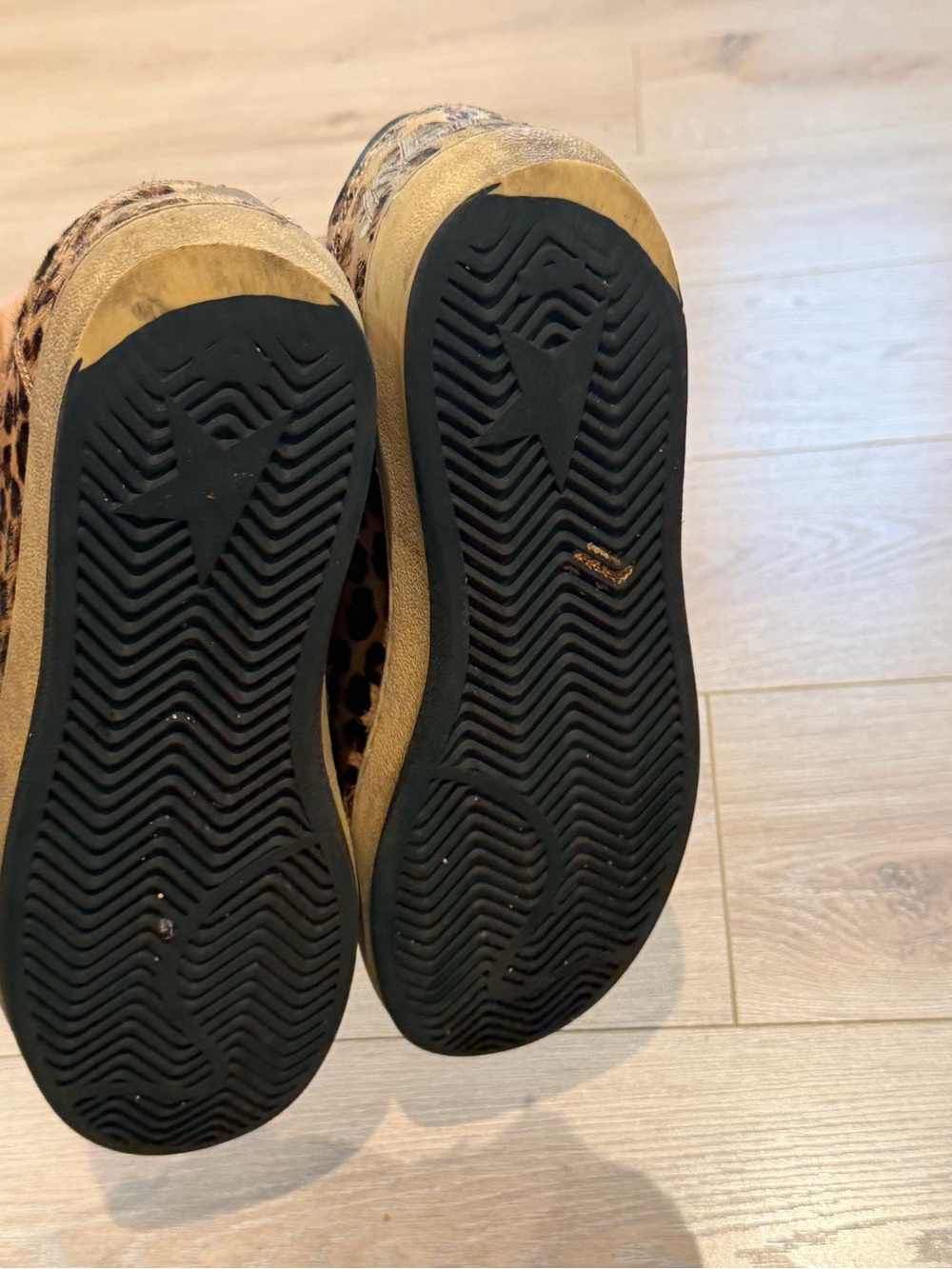 Golden Goose Leopard-Print Low-Top Sneakers in Brown and Black - Picture 7 of 7